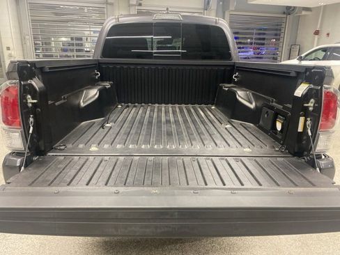 Used 2023 Toyota Tacoma TRD Sport image 8