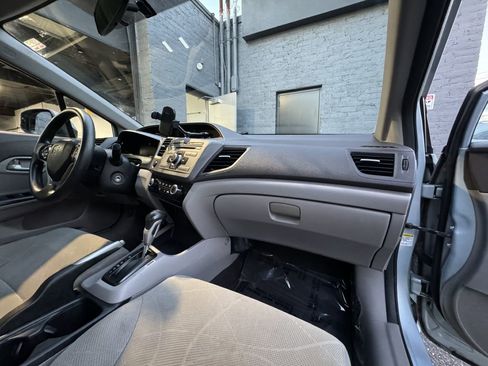 Used 2012 Honda Civic LX image 13