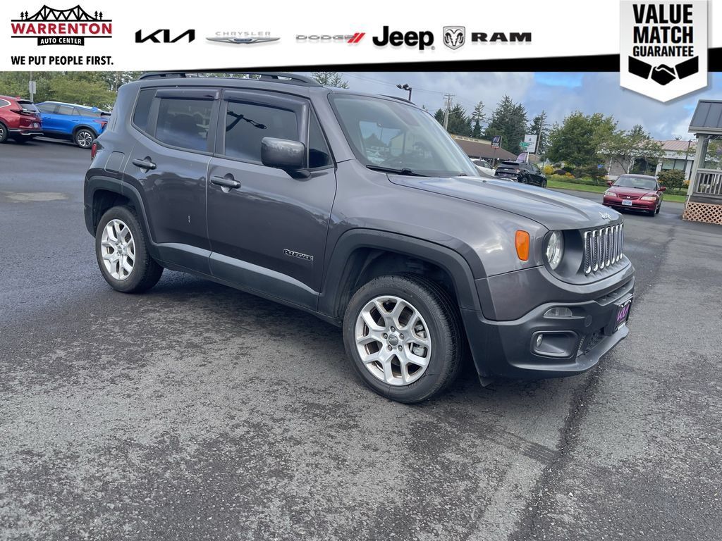 Used 2018 Jeep Renegade Latitude AWD/4WD image 9