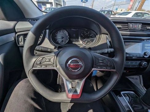 Used 2018 Nissan Rogue Sport S w/ S Appearance Package FWD image 20