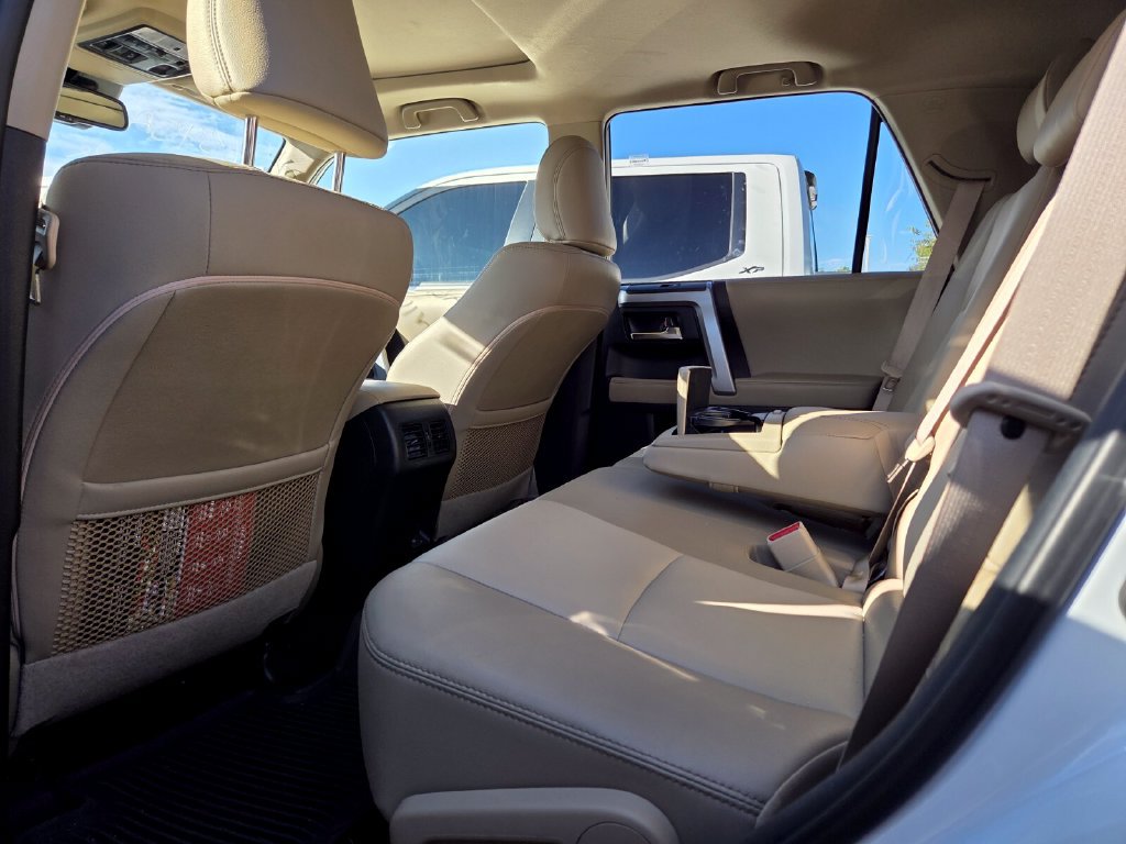Used 2024 Toyota 4Runner SR5 Premium w/ Moonroof Package AWD/4WD image 9