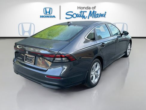 Used 2025 Honda Accord LX image 6