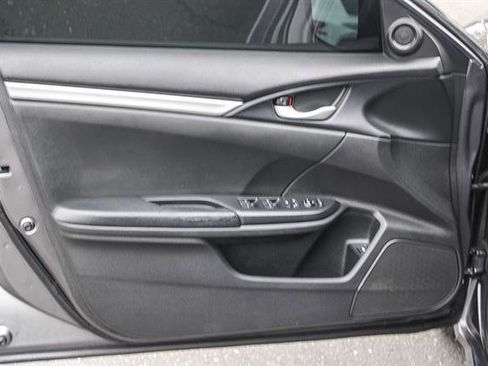 Used 2019 Honda Civic Sport image 19