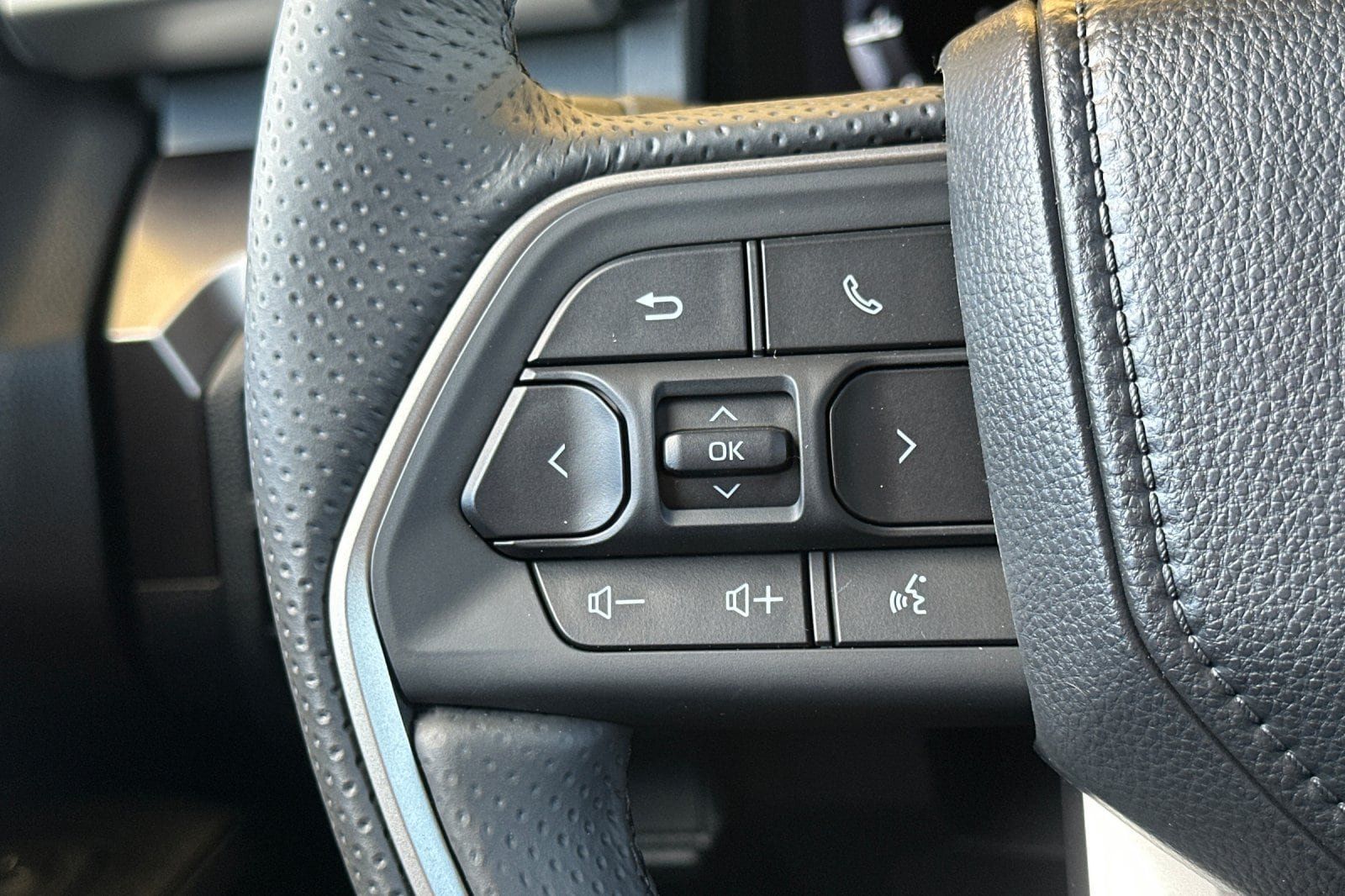 New 2026 Toyota 4Runner TRD Off-Road Premium AWD/4WD image 27