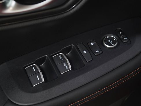Used 2025 Honda HR-V Sport image 21
