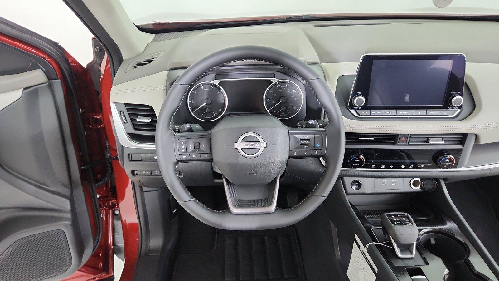 Used 2025 Nissan Rogue SV AWD/4WD image 19
