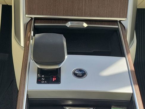 New 2026 Land Rover Range Rover SE image 20