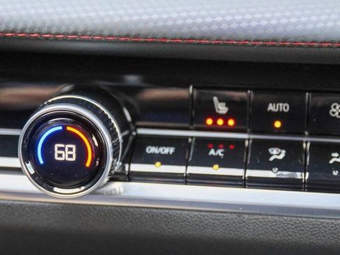 New 2026 Chevrolet Equinox RS AWD/4WD image 17