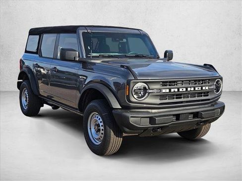 New 2025 Ford Bronco 4-Door image 8