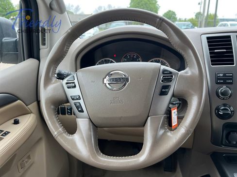 Used 2013 Nissan Armada SV AWD/4WD image 23