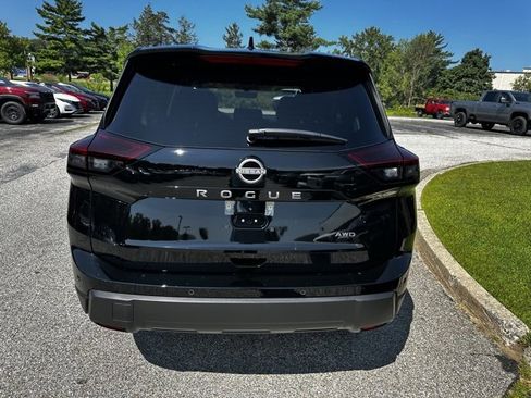 New 2026 Nissan Rogue SV image 7