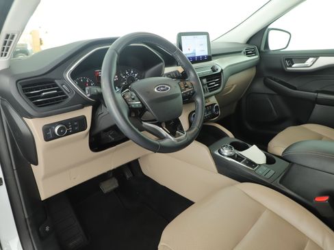 Used 2022 Ford Escape SEL FWD image 7