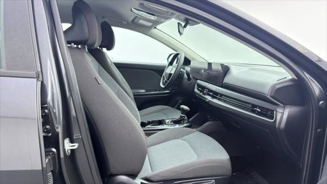 Used 2025 Kia K4 FWD image 22