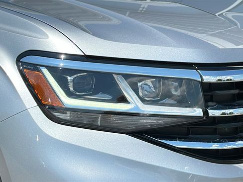 Used 2022 Volkswagen Atlas SE AWD/4WD image 4