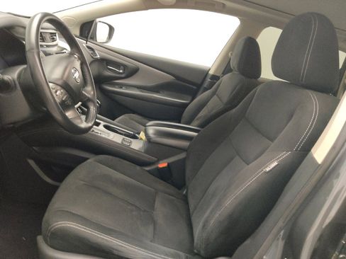 Used 2019 Nissan Murano SV w/ Premium Package image 17