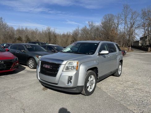 Used 2012 GMC Terrain SLE image 2