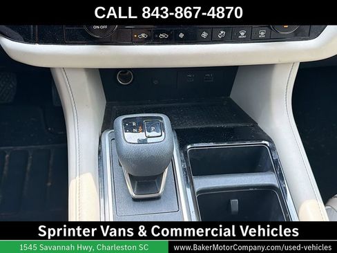 Used 2022 Nissan Pathfinder SL w/ SL Premium Package AWD/4WD image 16