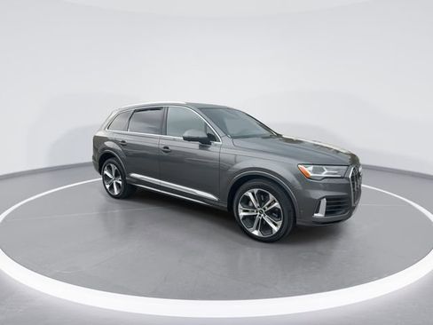 Used 2022 Audi Q7 3.0T Prestige image 2