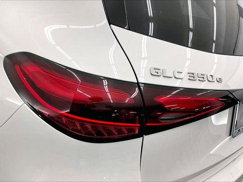New 2026 Mercedes-Benz GLC 350e 4MATIC image 11