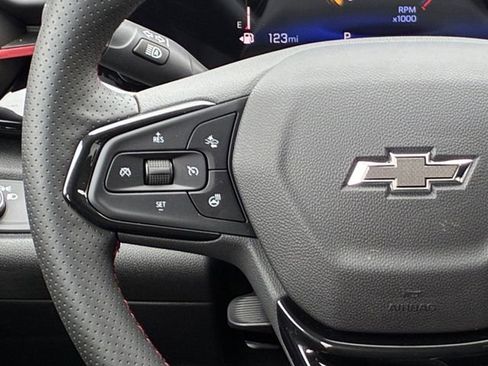 New 2026 Chevrolet Trax RS w/ Sunroof Package image 22