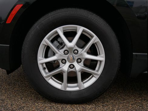 Certified 2024 Chevrolet Equinox LS w/ LS Convenience Package image 7