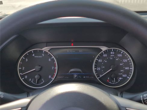 Used 2024 Nissan Sentra SV FWD image 27