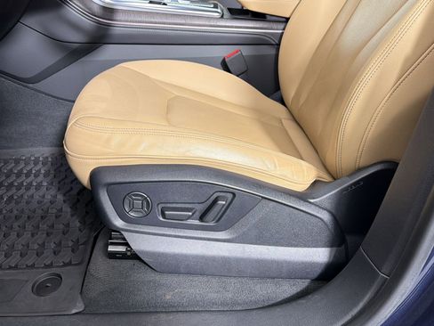 Used 2024 Audi Q8 Premium Plus image 13