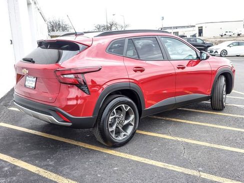 New 2026 Chevrolet Trax LT image 6