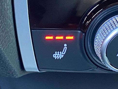 Used 2023 Audi Q3 2.0T Premium w/ Convenience Package image 17