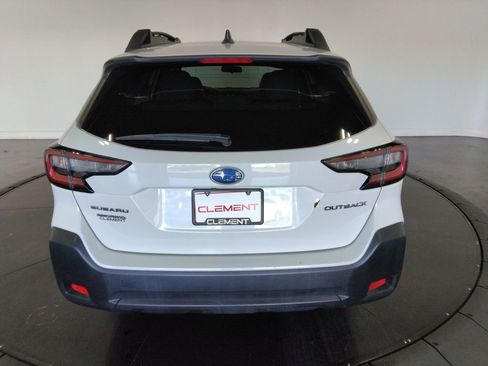 Used 2024 Subaru Outback Premium image 7