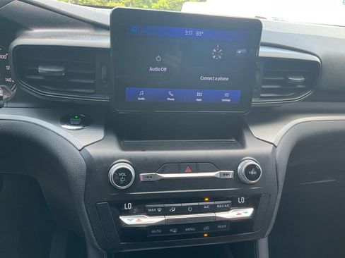 Used 2020 Ford Explorer XLT RWD image 23