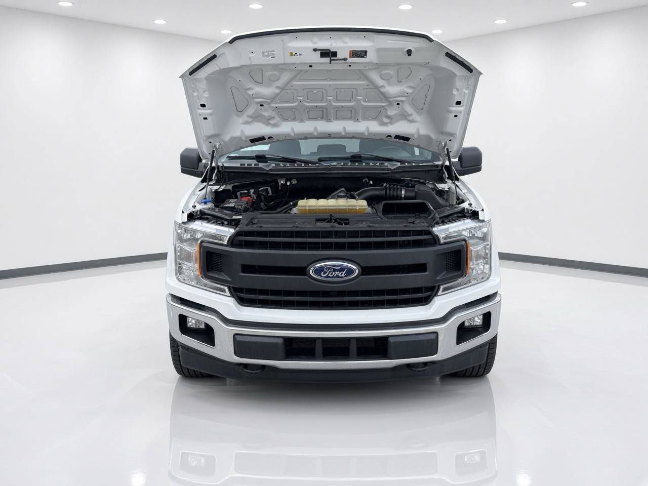 Used 2020 Ford F150 XL w/ Equipment Group 101A Mid AWD/4WD image 8