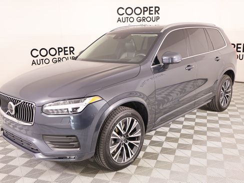 Used 2021 Volvo XC90 T5 Momentum w/ Advanced Package image 11