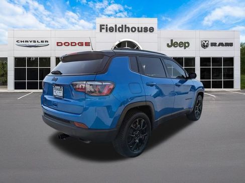 Used 2022 Jeep Compass Latitude w/ Convenience Group AWD/4WD image 13