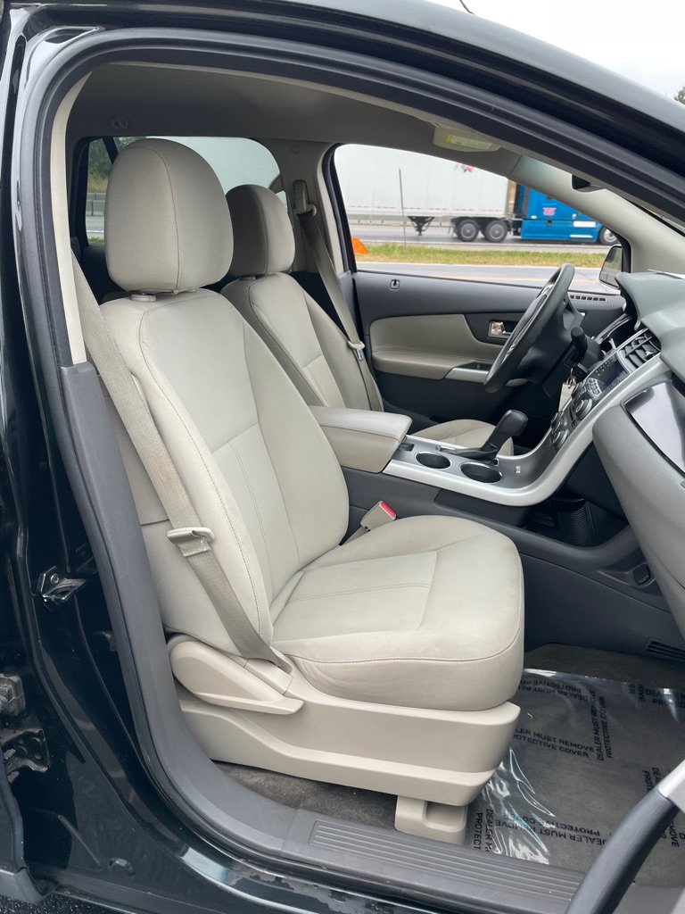 Used 2013 Ford Edge SE FWD image 22