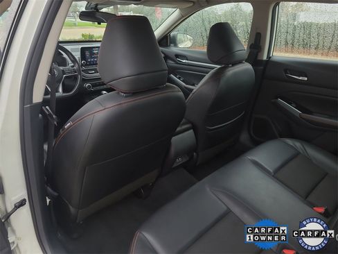 Certified 2024 Nissan Altima 2.5 SR image 9