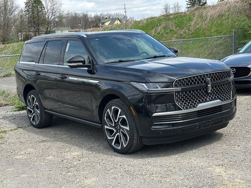 New 2026 Lincoln Navigator Reserve AWD/4WD image 31