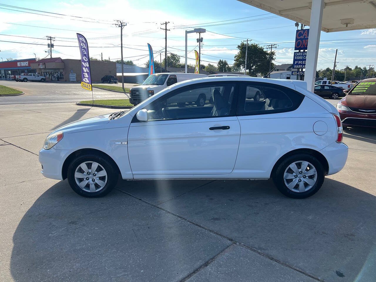 Used 2010 Hyundai Accent GS FWD image 5