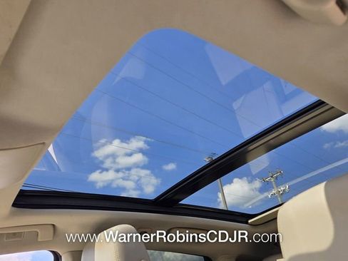 Used 2015 Cadillac SRX Premium w/ LPO, Protection Package FWD image 21