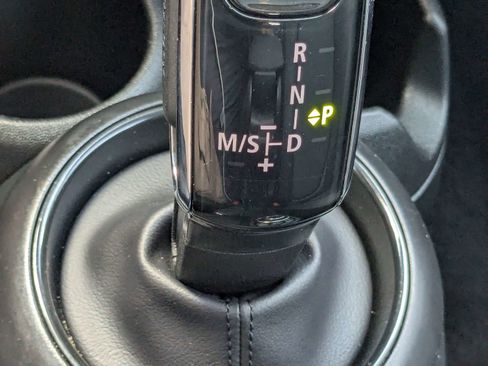 Used 2024 MINI Cooper S FWD image 28
