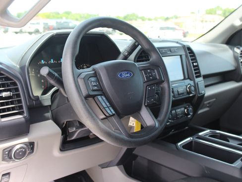 Used 2019 Ford F150 XL w/ Equipment Group 101A Mid AWD/4WD image 15
