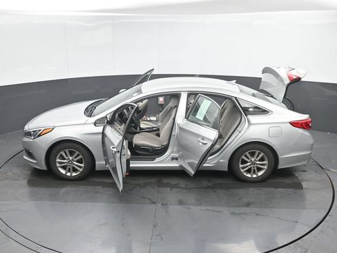 Used 2017 Hyundai Sonata SE FWD image 48