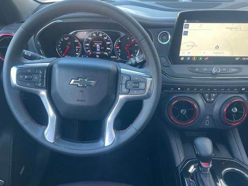 Certified 2024 Chevrolet Blazer RS w/ Driver Confidence II Package image 11