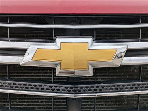 Used 2020 Chevrolet Traverse LT image 22