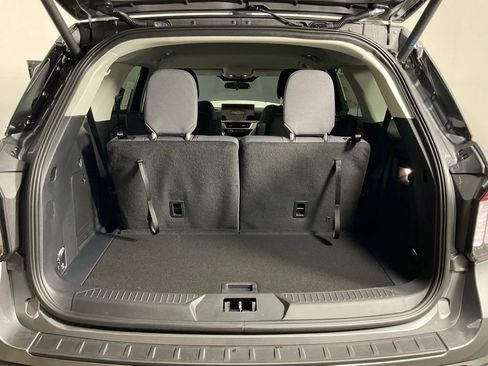 New 2026 Ford Explorer Active RWD image 11