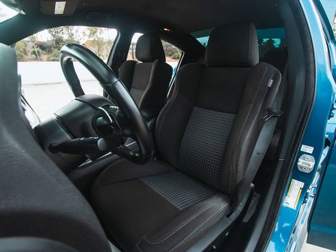 Used 2020 Dodge Charger GT image 12