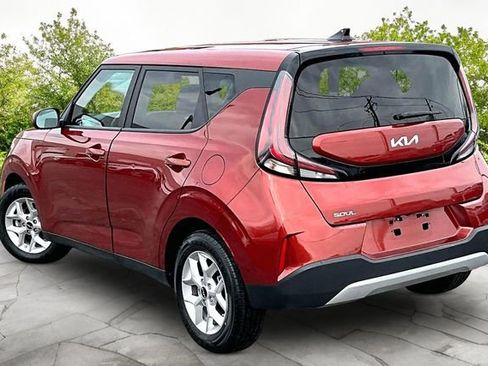 Certified 2023 Kia Soul LX w/ Option Group 015 image 11