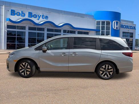 New 2026 Honda Odyssey EX-L image 2