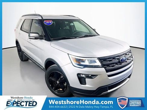 Used 2019 Ford Explorer XLT w/ Equipment Group 201A FWD image 1