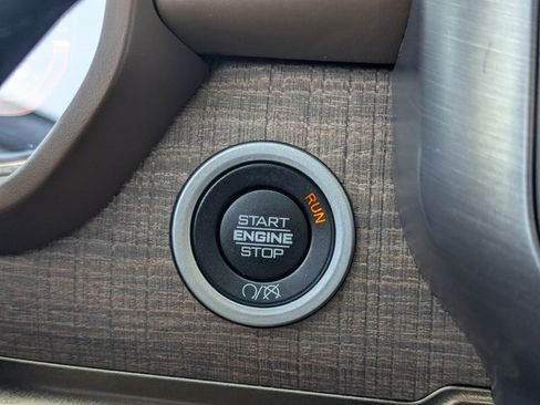 Used 2023 RAM 2500 Limited image 17